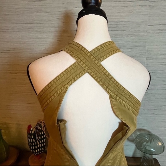 Anthropologie Pilcro Cross-Back Apron Pleated Dress Gold Woman's Size 00 - Picture 9 of 11